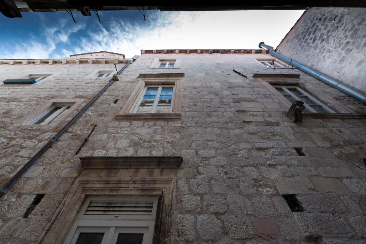 The Ragusa Arms Exterior photo